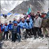 Trek A arrive at base camp