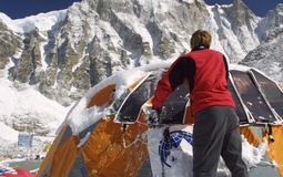 Mountain Hardwear 03