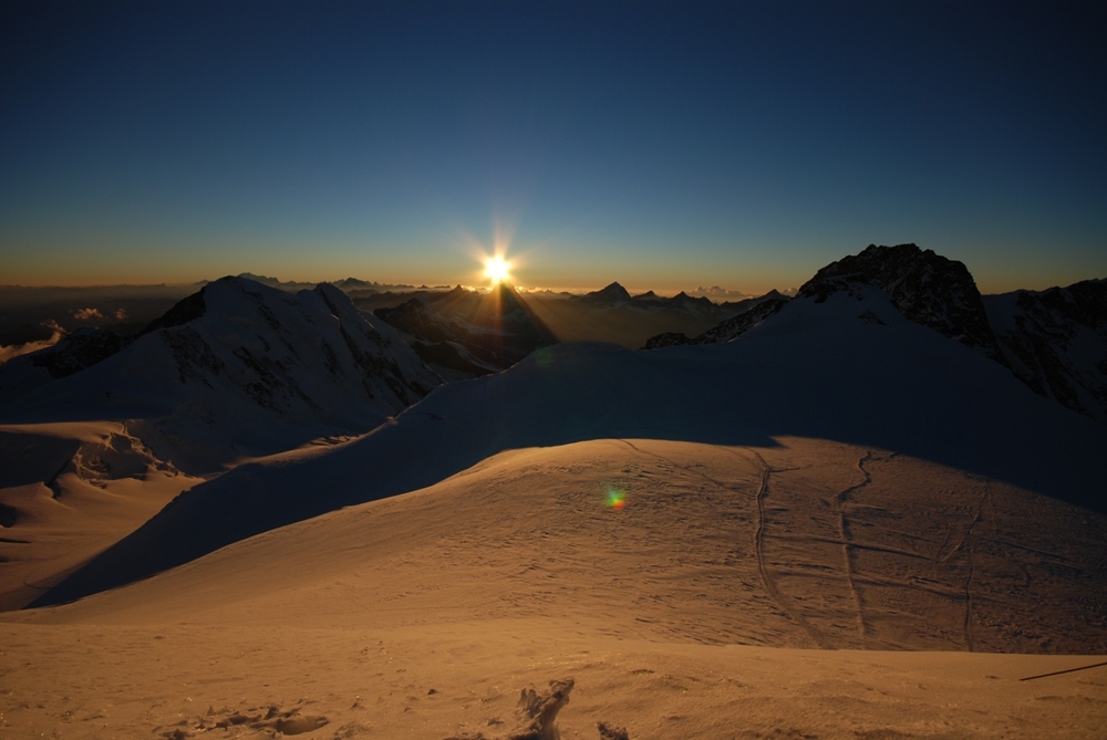 Margherita Hut Gallery Xtreme Everest